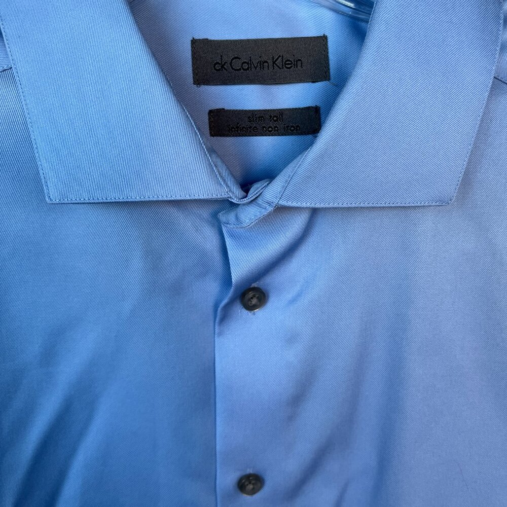 Calvin Klein Men's Light Blue Dress Shirt  16 34/35